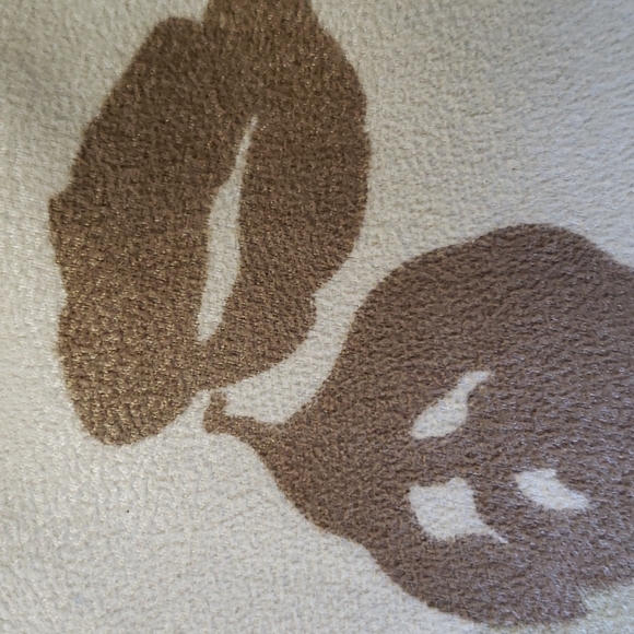 Pillows - Picture 6 of 7